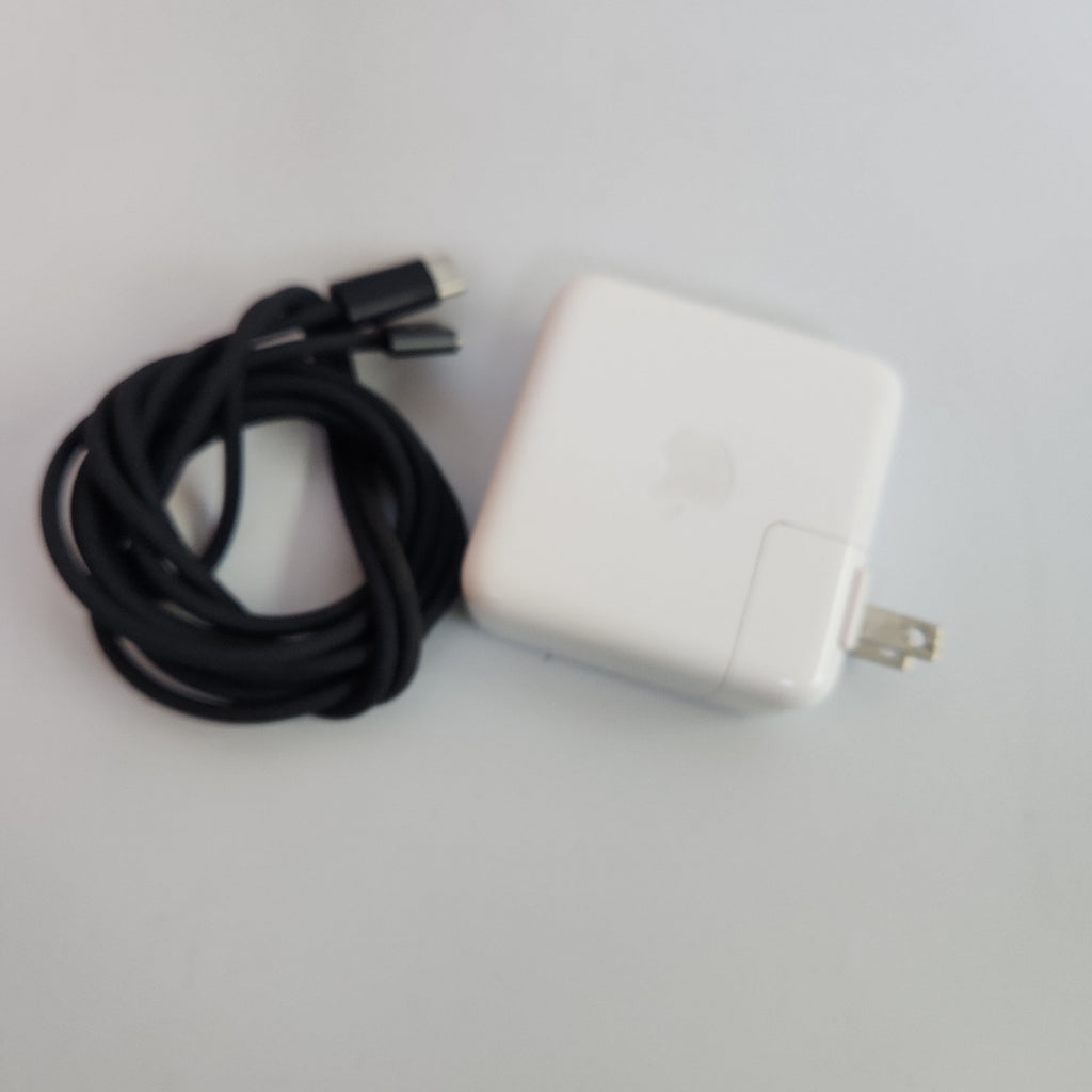 LAPTOP APPLE MACBOOK PRO 14" A2992 (CPU 11/GPU 14) (2023) 512 GB SSD 18 GB RAM (SEMINUEVO)