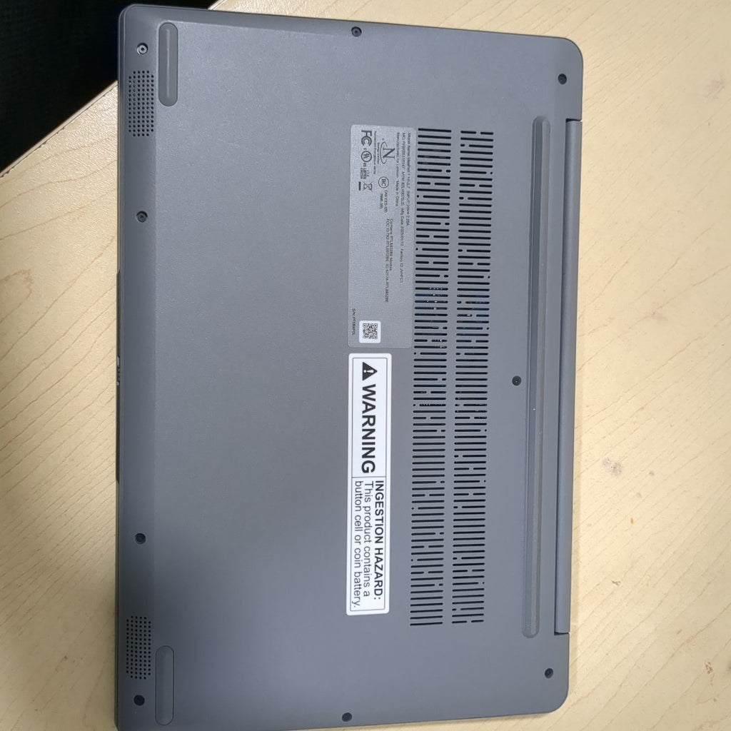 LAPTOP LENOVO V15-IGL (2022) 256 GB SSD 8 GB RAM (SEMINUEVO)