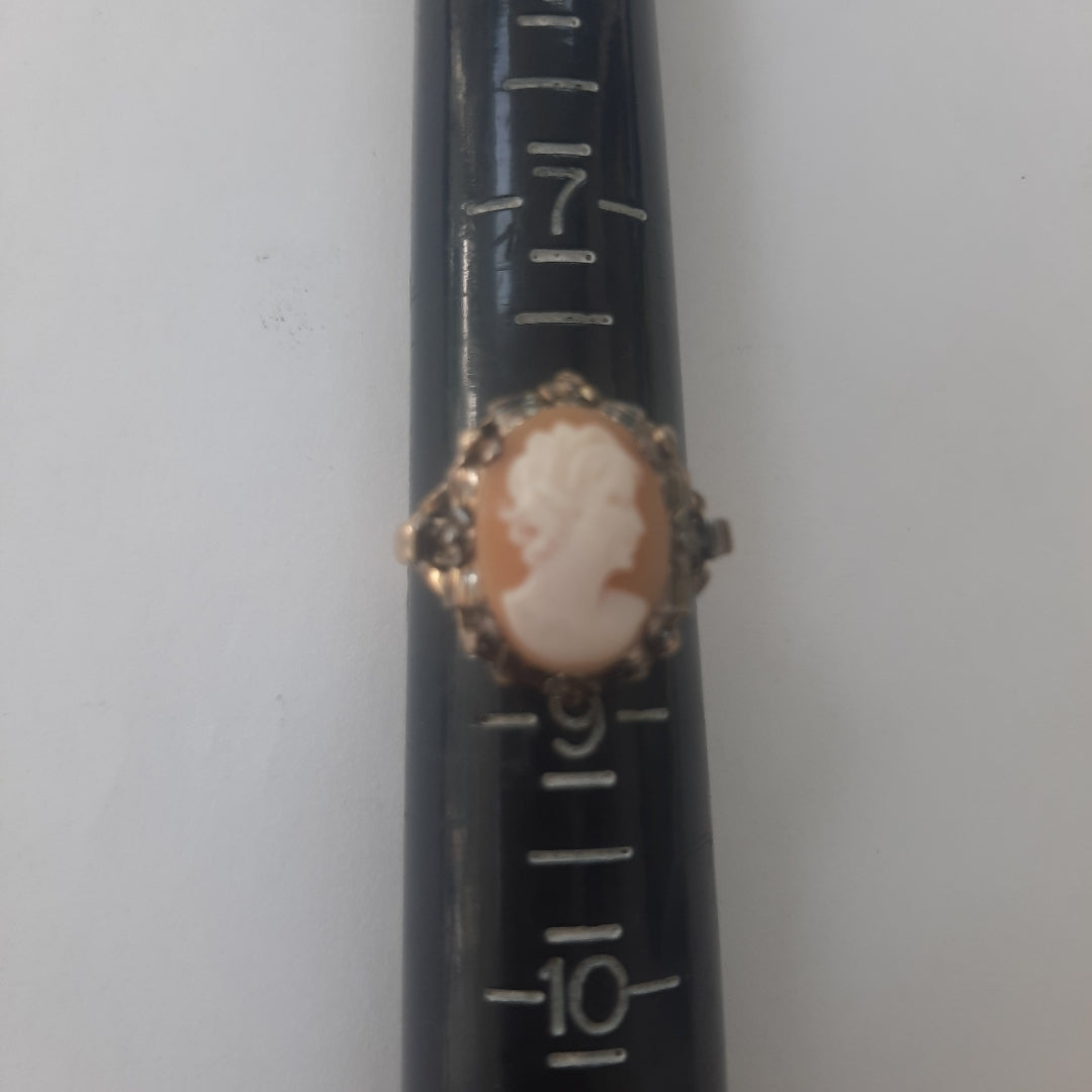 ANILLITO. ORO. 10 K 4.1 GRMS (SEMINUEVO)