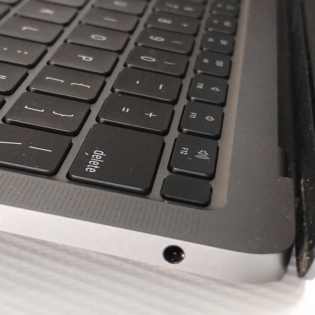 LAPTOP APPLE MACBOOK AIR 13" 2020 1.1 A2179 256 GB SSD 8 GB RAM (SEMINUEVO)