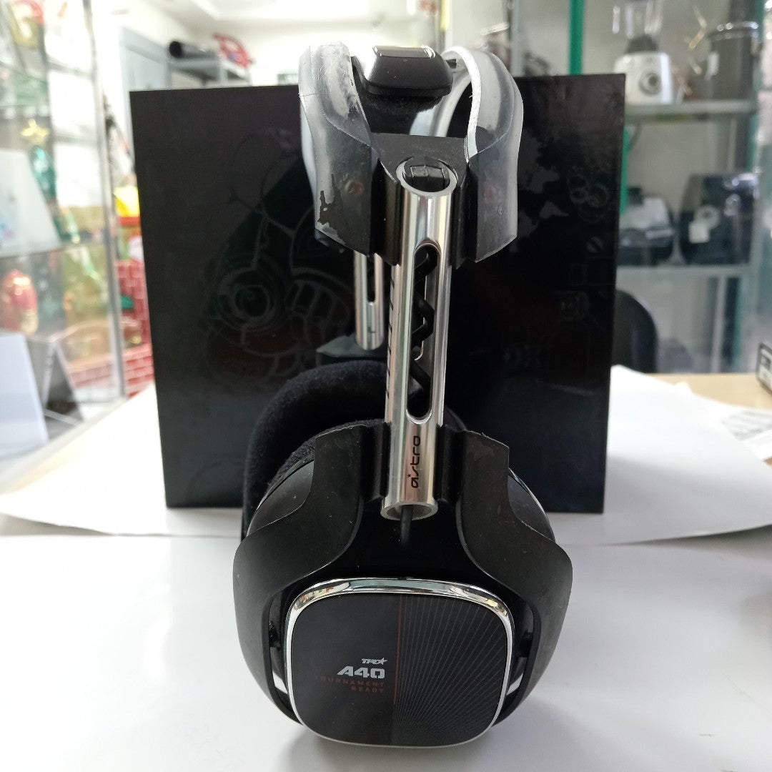 AUDIFONOS ASTRO A40 TR+MIX AMP M80 ALAMBRICO OVER EAR (SEMINUEVO)