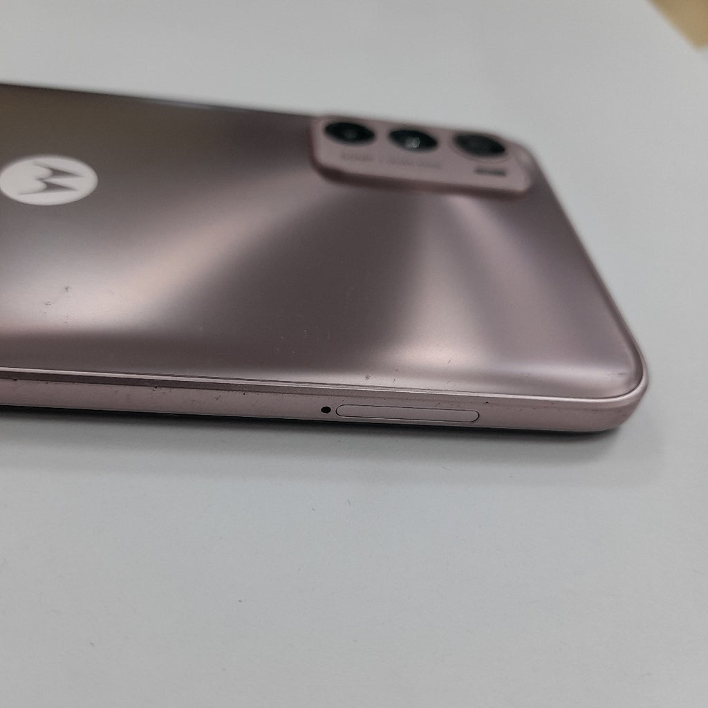 CELULAR MOTOROLA MOTO G42 XT2233-1 128 GB 4 GB RAM (SEMINUEVO)