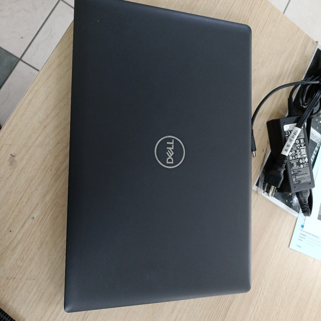 LAPTOP DELL LATITUDE 3520 (2022) 256 GB SSD 8 GB RAM (SEMINUEVO)