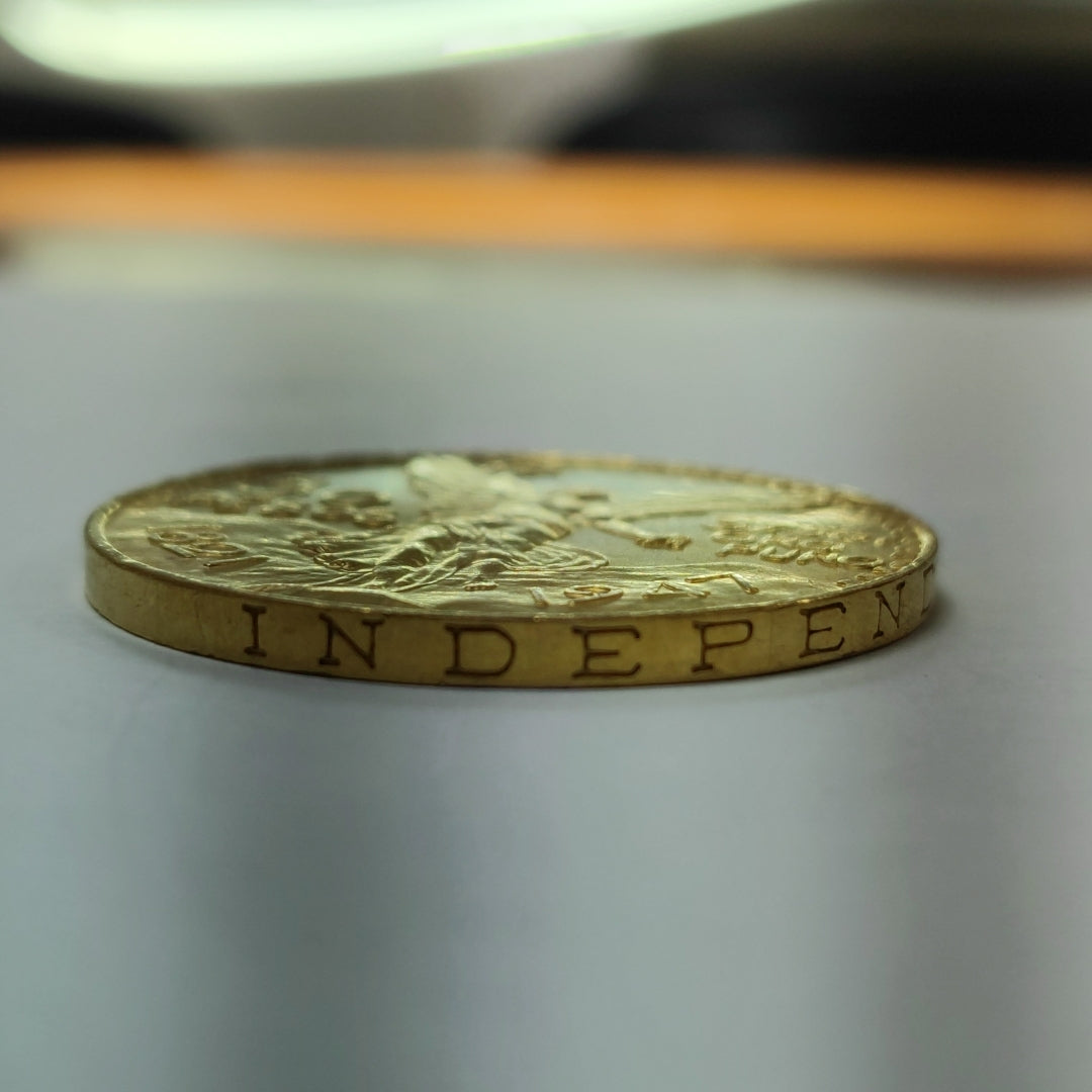 K1 41,60 GRMS 21 K IDENTIFICACIÓN MONEDA NOMINATIVA MONEDAS PESOS 50 PESOS (SEMINUEVO)