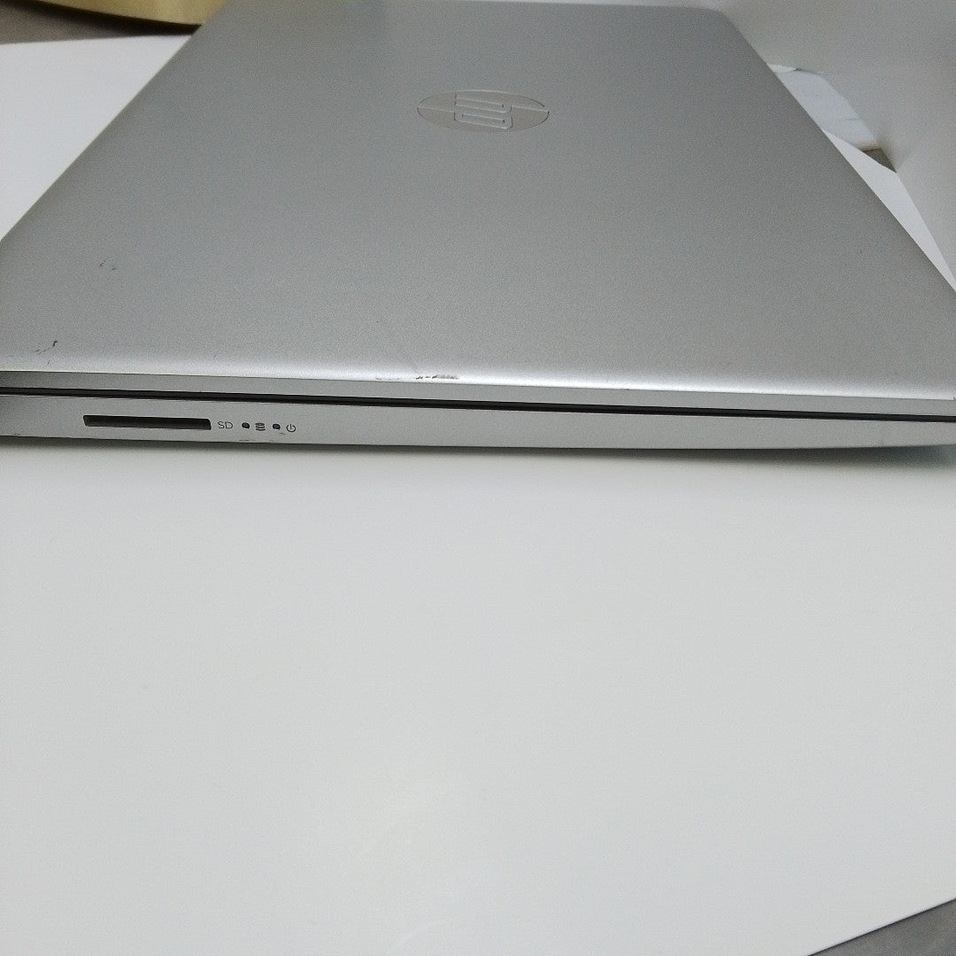 LAPTOP HP 14-DQ0532LA (2024) 128 GB SSD 4 GB RAM (SEMINUEVO)