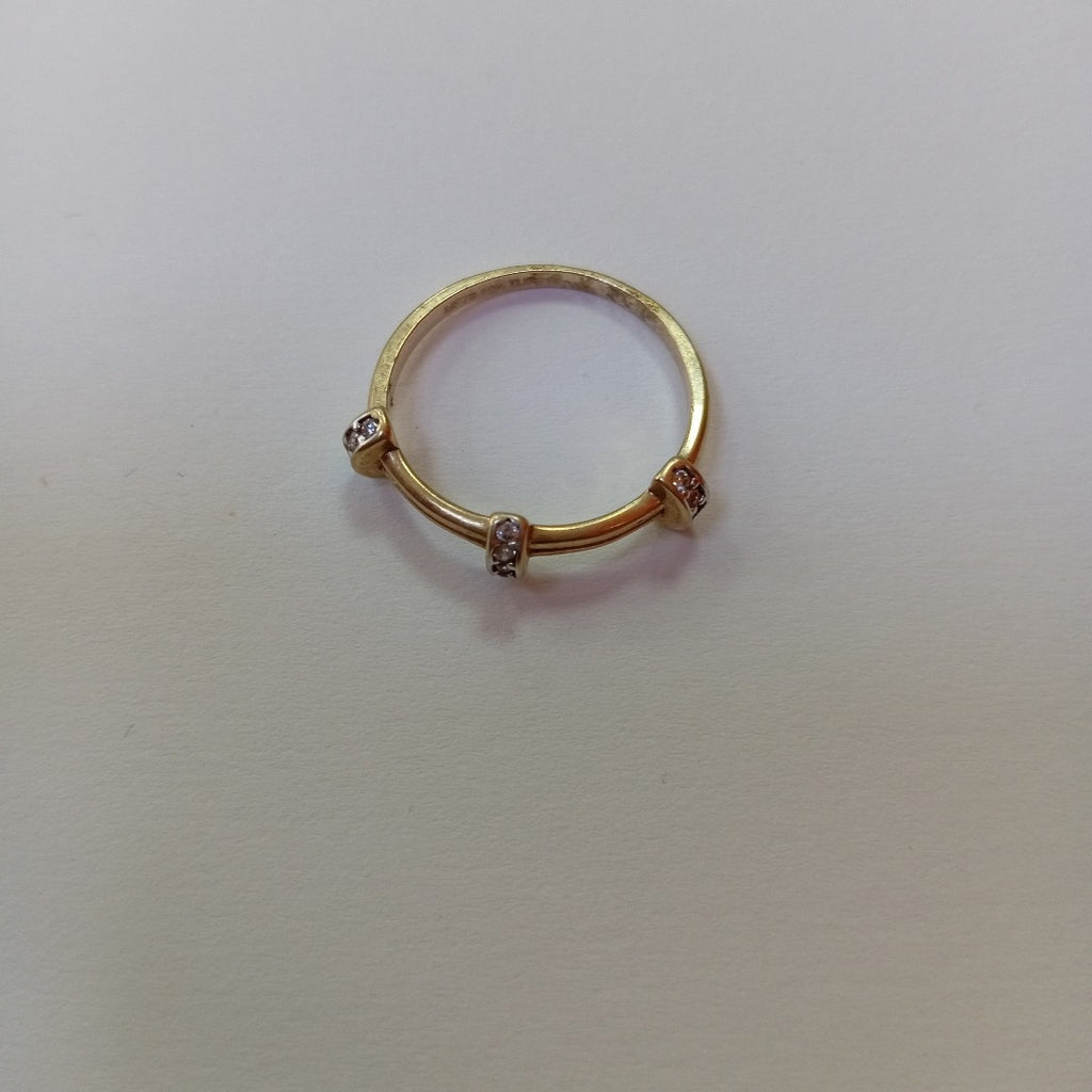 10024AND00065A1632 FRD6 ANILLO CON 3 MEDIO CIRCULOS Y CIRCONIAS ORO 10K 1.8GRS (NUEVO)