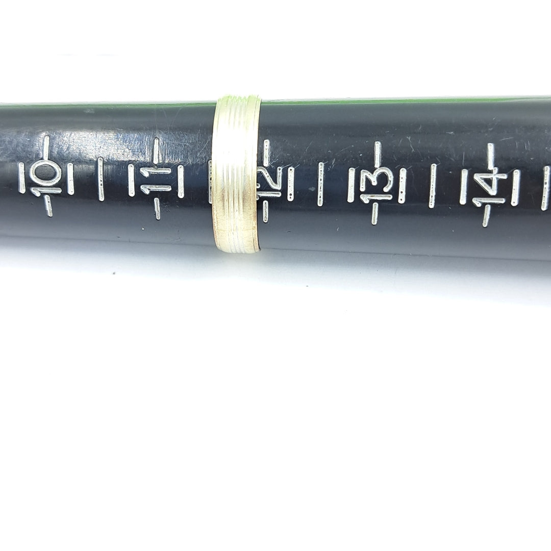 ARGOLLA. ORO. 10 K 2.2 GRMS (SEMINUEVO)