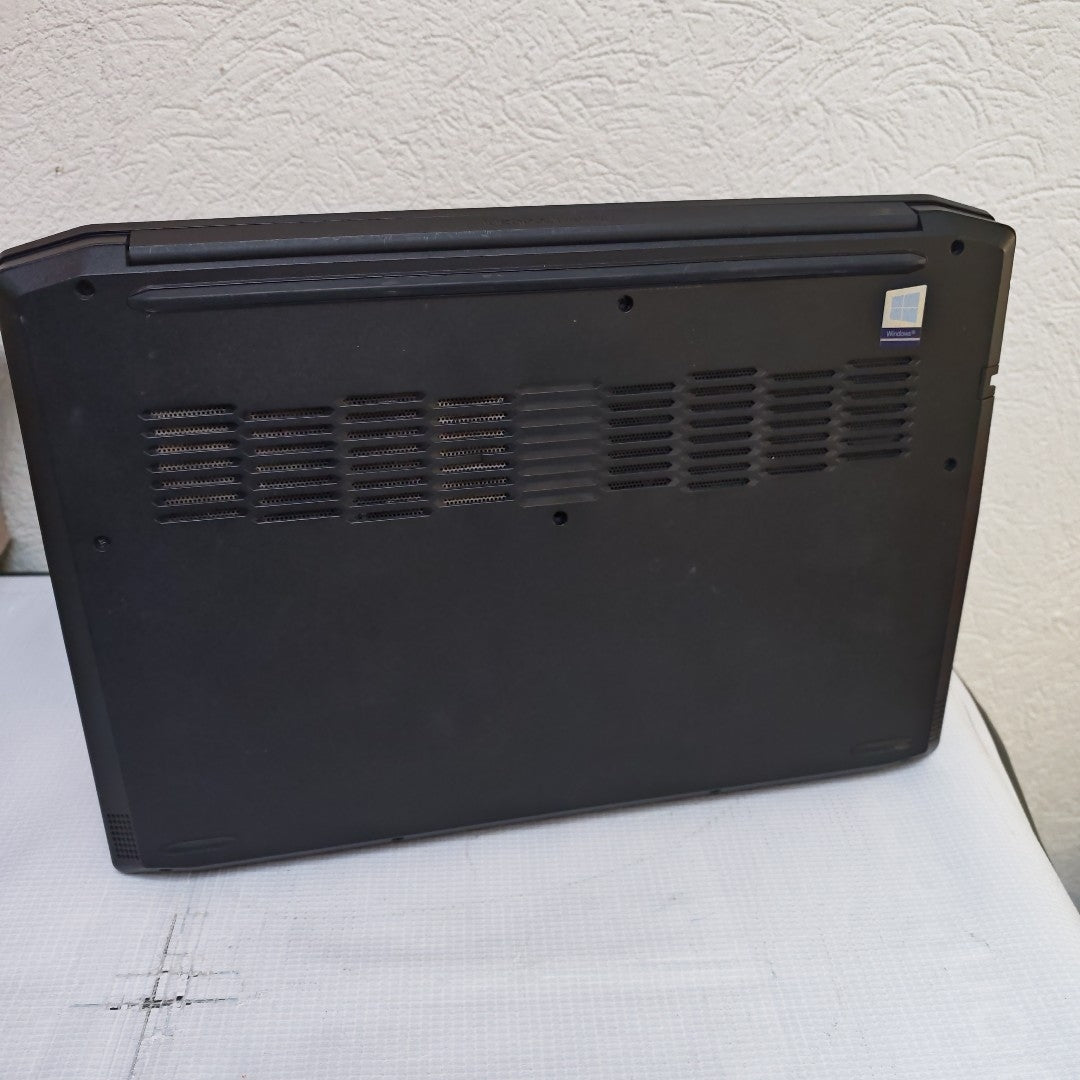 LAPTOP LENOVO IDEAPAD GAMING 3 15ARH05 (2022) 1 TB + 128 GB SSD 8 GB RAM (SEMINUEVO)