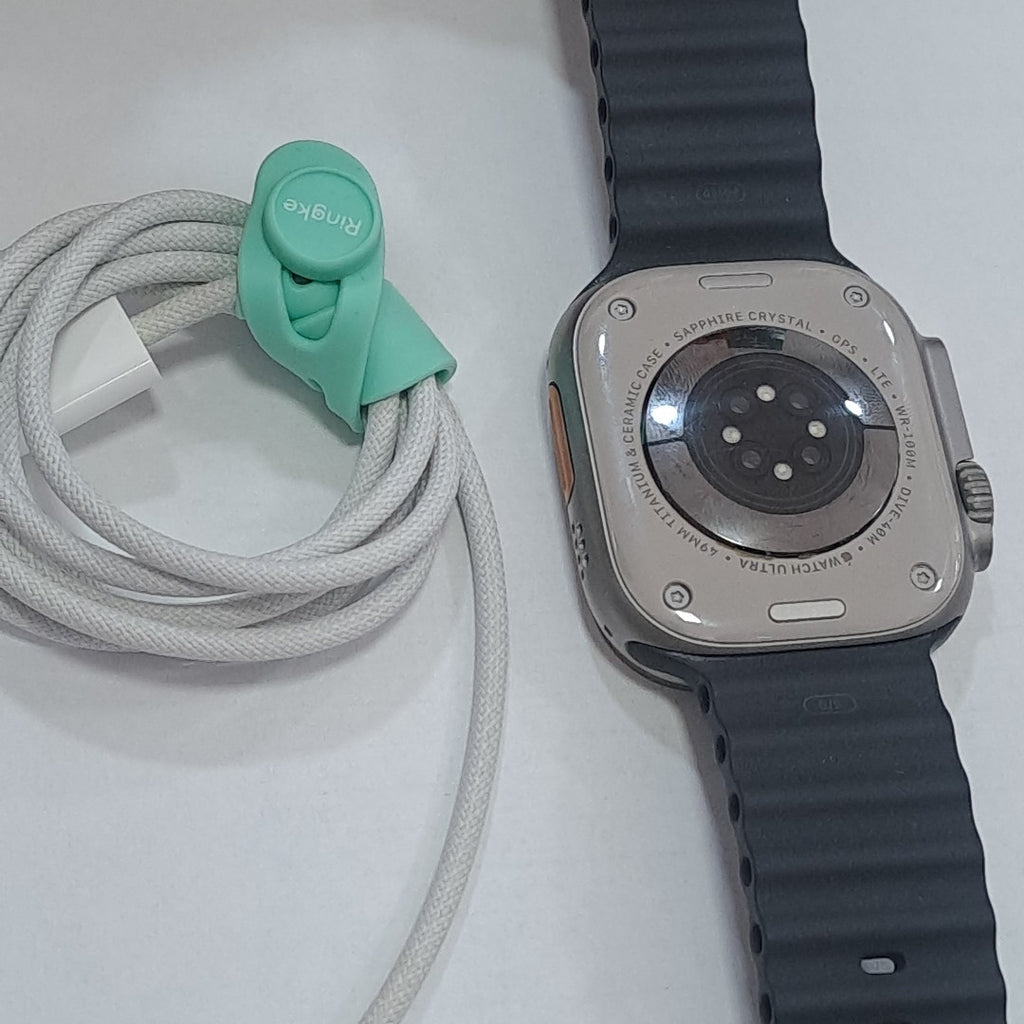 SMARTWATCH APPLE ULTRA TITANIO A2622 49 MM GPS + CELULAR (SEMINUEVO)