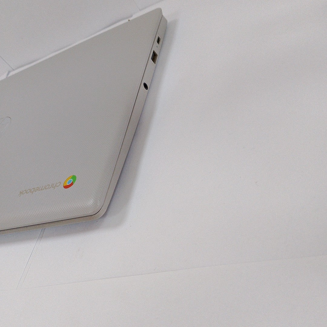 LAPTOP HP CHROMEBOOK 14A-NE0013DX (2023) 64 GB 4GB EN RAM                                                                                           (SEMINUEVO)