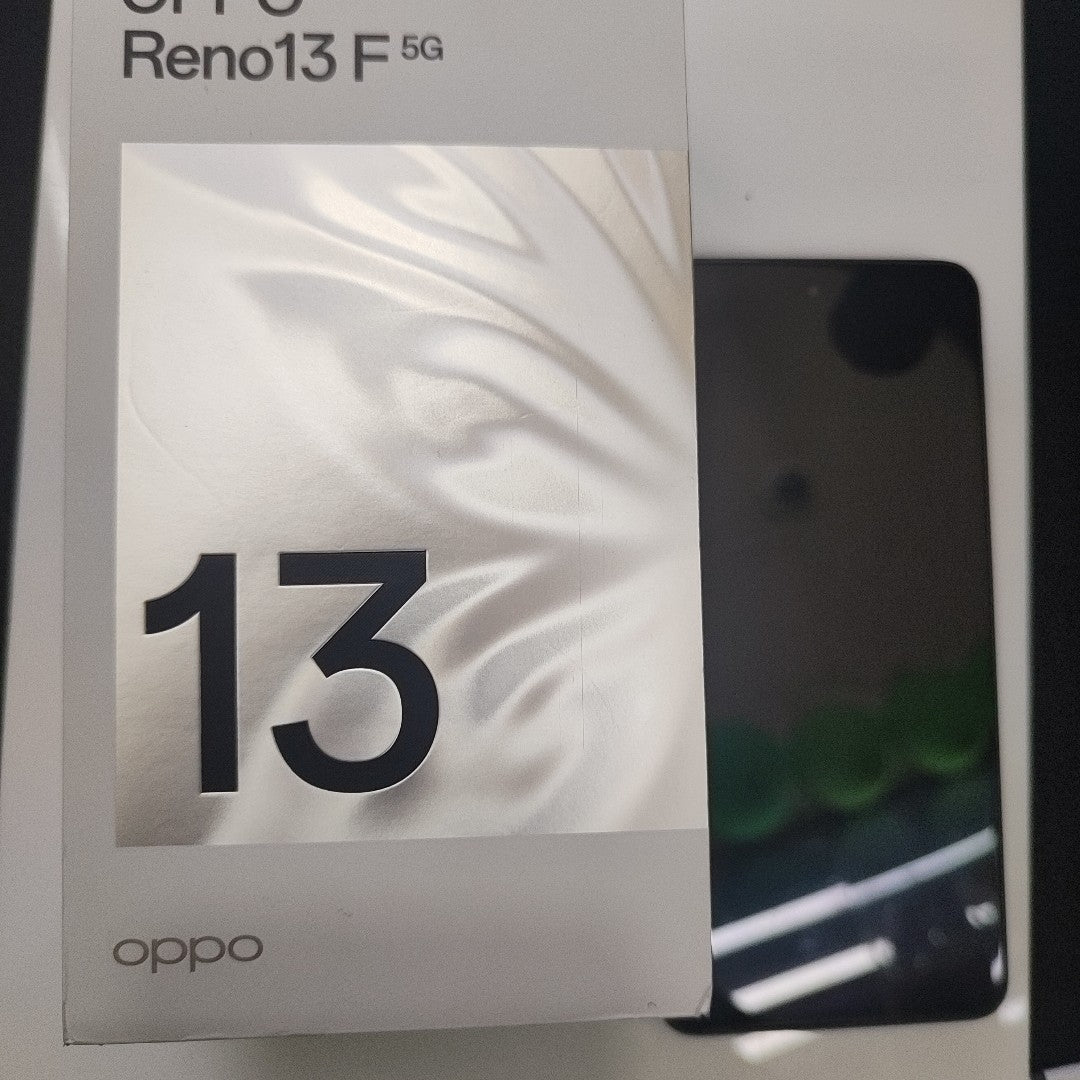 CELULAR OPPO  RENO 13F 5G CPH2699 (2025) 256 GB 12 GB RAM (SEMINUEVO)