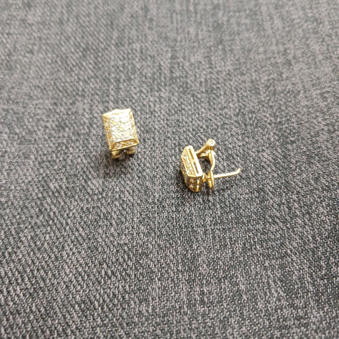 ARETES PAR. ORO. 10 K 4.5 GRMS (SEMINUEVO)