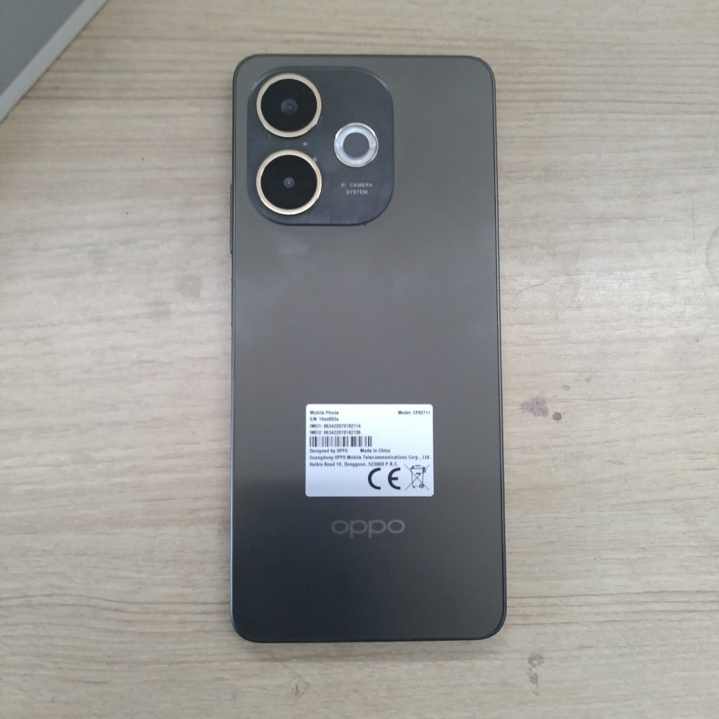 CELULAR OPPO  A5 PRO CPH2711 (2025) 256 GB 8 GB RAM (SEMINUEVO)