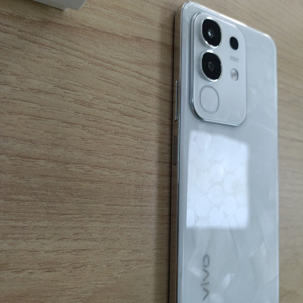 CELULAR VIVO Y29 V2434 (2025) 256 GB 8 GB RAM (SEMINUEVO)