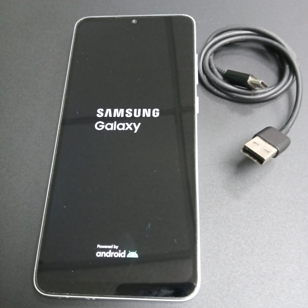 CELULAR SAMSUNG GALAXY A05 SM-A055M (2023) 64 GB 4 GB RAM (SEMINUEVO)