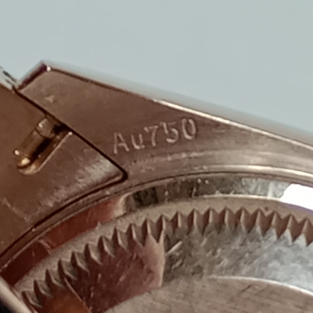 RELOJ CAJA Y PULSO ORO. ORO. 18 K 108.7 GRMS (SEMINUEVO)