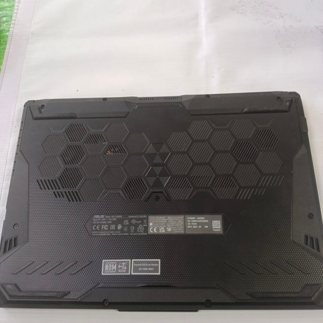 LAPTOP ASUS TUF GAMING A15 FA506NF-HN030W (2024) 512 GB SSD 8 GB RAM (SEMINUEVO)