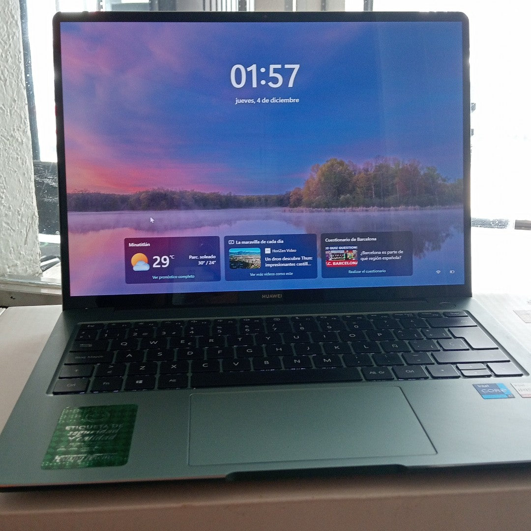 LAPTOP HUAWEI MATEBOOK 14S HKD-W76 (2 EN 1) (2022) 512 GB SSD 16 GB RAM (SEMINUEVO)