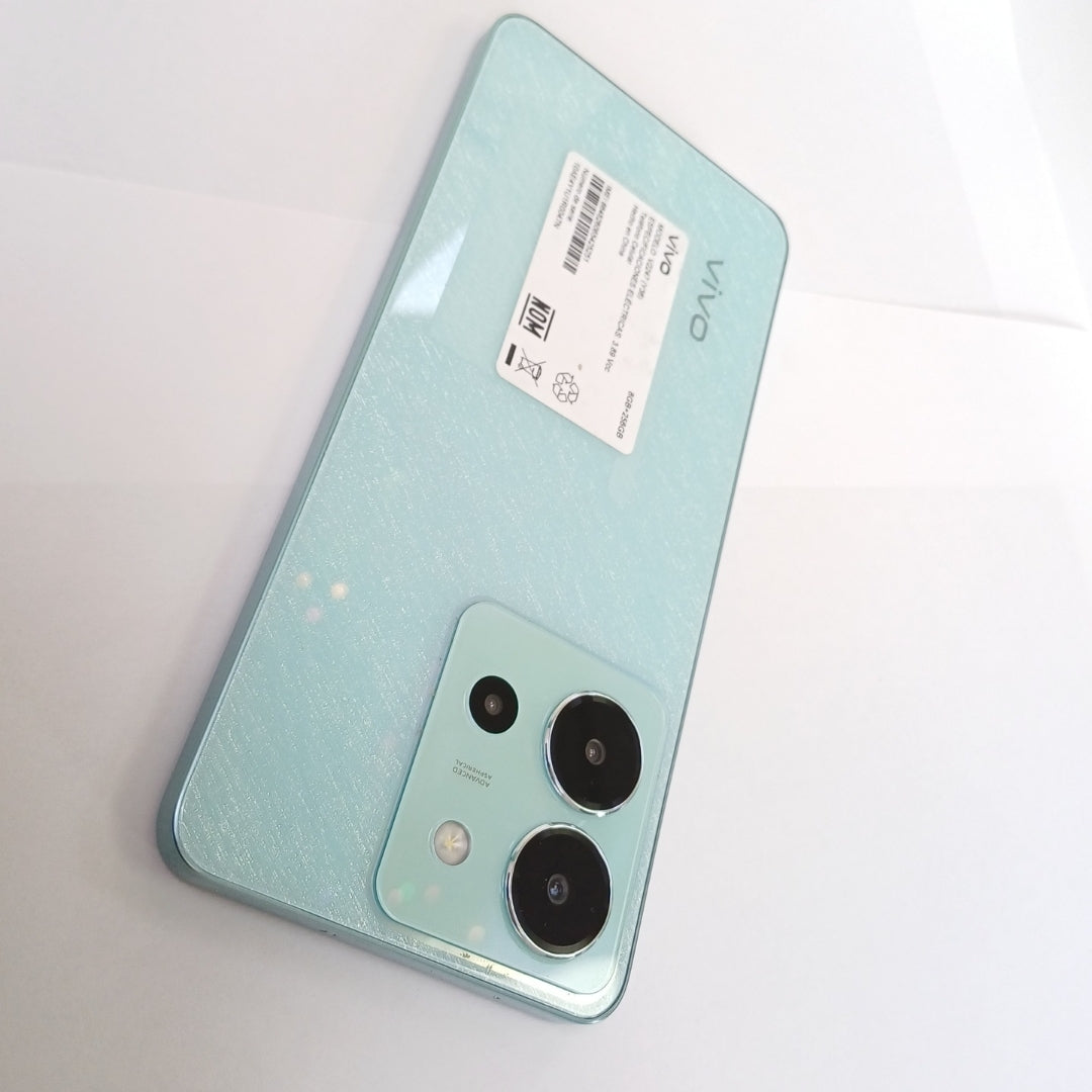 CELULAR VIVO Y36 V2247 256 GB 8 GB RAM (SEMINUEVO)