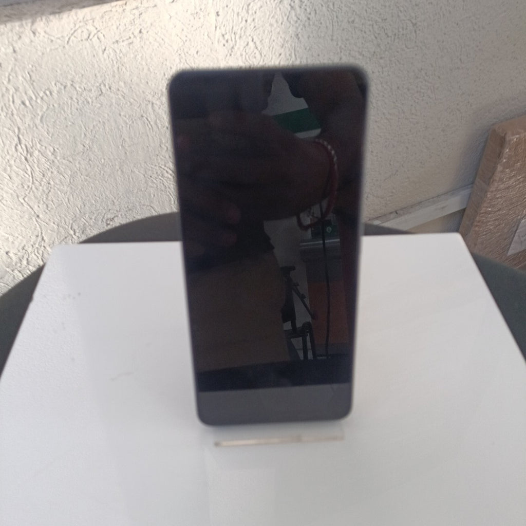 CELULAR OPPO  RENO 13F 5G CPH2699 (2025) 256 GB 12 GB RAM (SEMINUEVO)