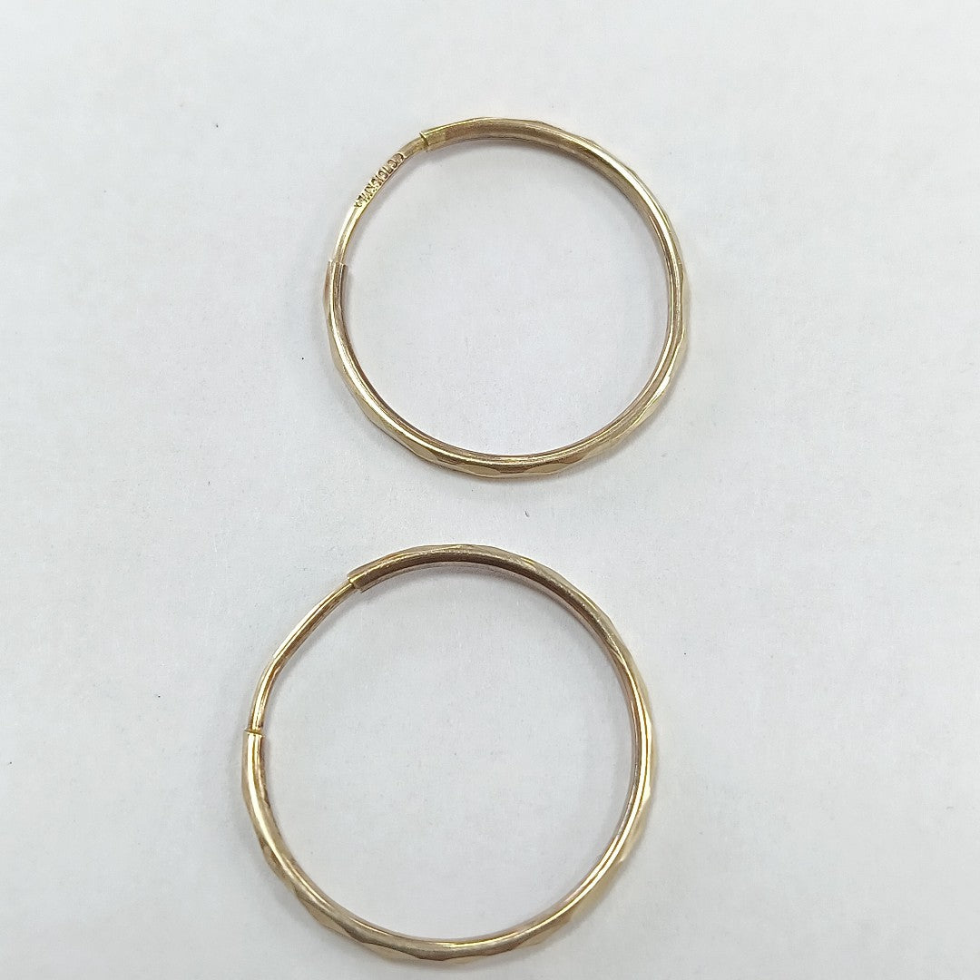 K1 1,10 GRMS 10 K ESPECIFICACIONES COMPLEMENTARIAS PAR DE ARRACADAS FACETADAS (SEMINUEVO)