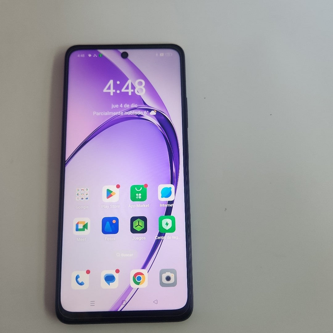 CELULAR OPPO  A40 CPH2669 (2024) 256 GB 4 GB RAM (SEMINUEVO)