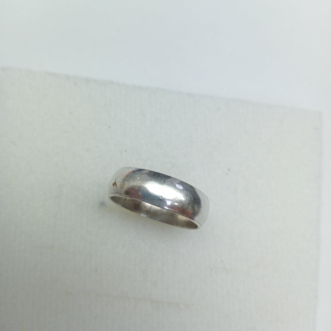 ARGOLLA. PLATA. 3.6 GRMS (SEMINUEVO)