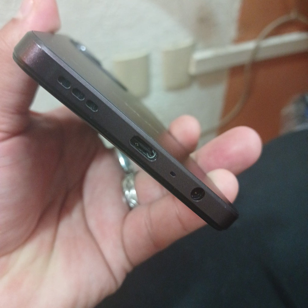 CELULAR OPPO  A40 CPH2669 (2024) 256 GB 4 GB RAM (SEMINUEVO)