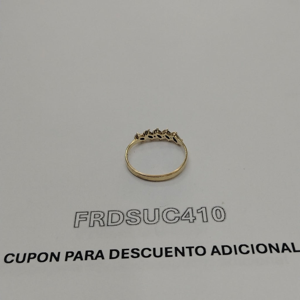K1 1,50 GRMS 10 K ESPECIFICACIONES COMPLEMENTARIAS ANILLITO CON 5 CIRCONIAS EN M (SEMINUEVO)