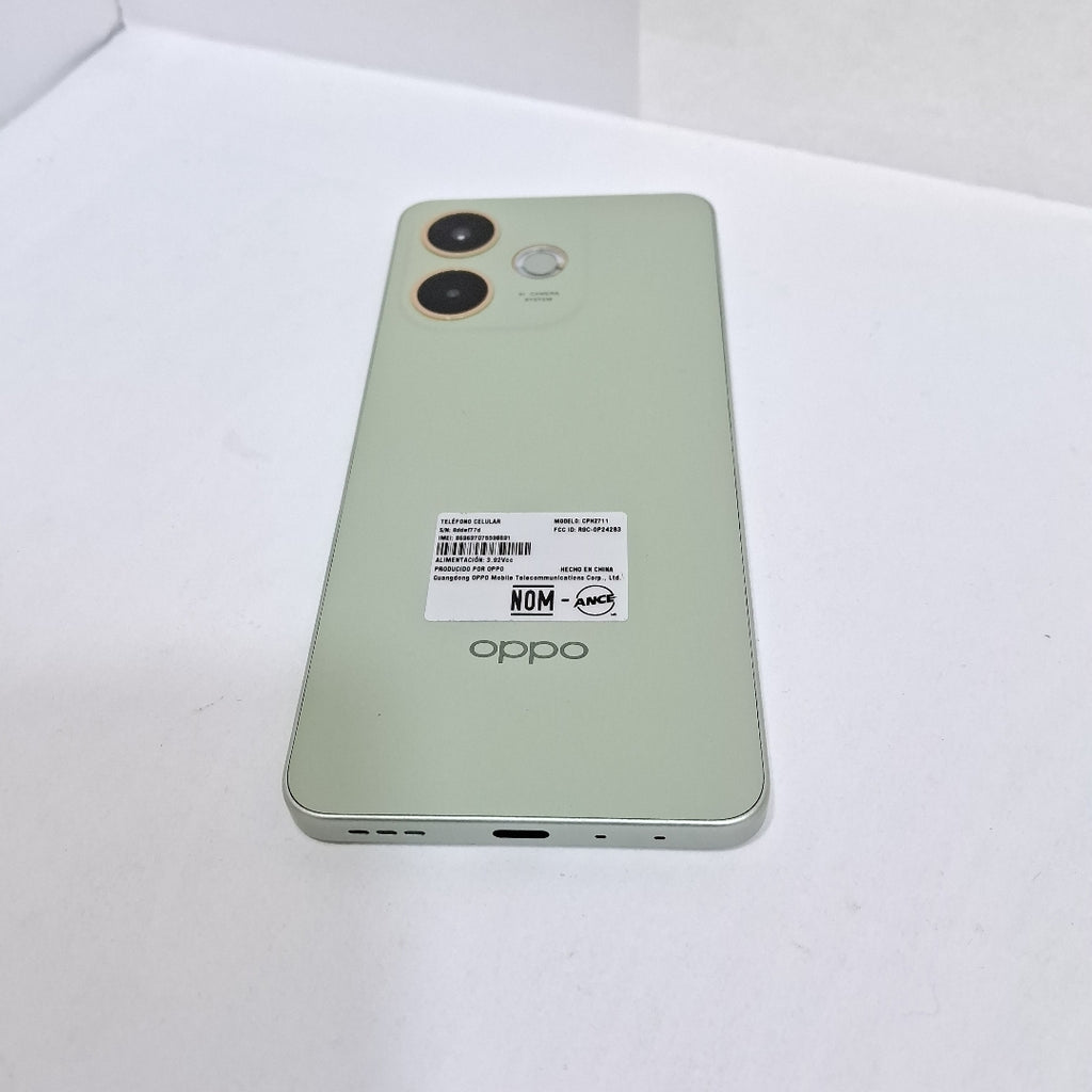 CELULAR OPPO  A5 PRO CPH2711 (2025) 256 GB 8 GB RAM (SEMINUEVO)