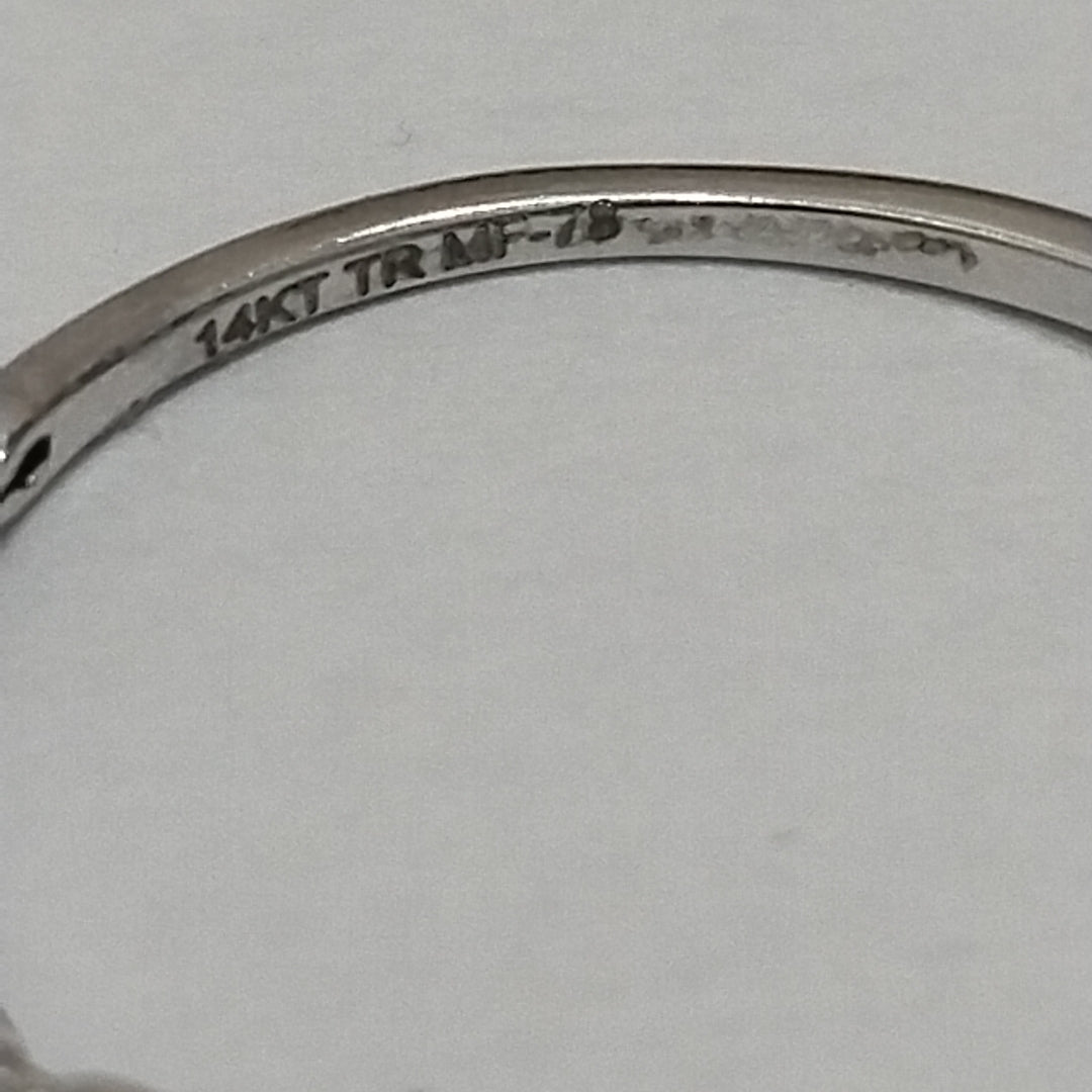 10158AND00060B2403 FRD11 ANILLO ORO BLANCO CON UNA PLACA EN MEDIO LISA ORO 14K 1.1GRS (NUEVO)