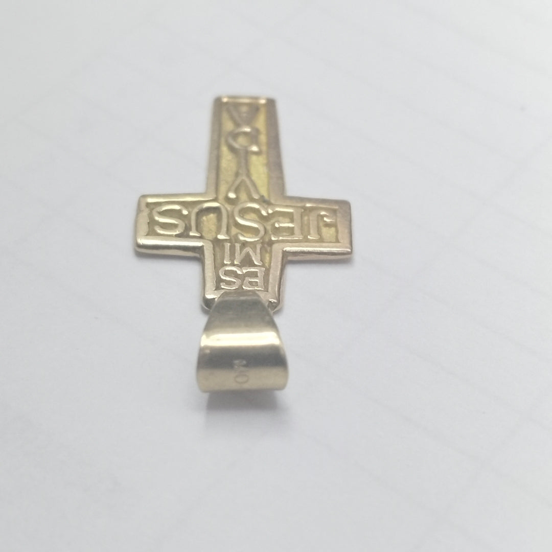 CRUZ, DIJE. ORO. 10 K 1 GRMS (SEMINUEVO)