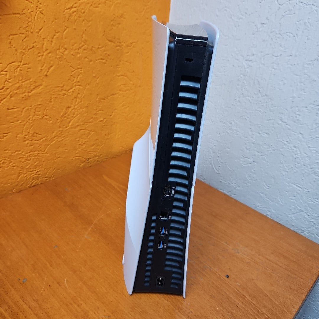 CONSOLA DE VIDEOJUEGO SONY PS5 SLIM 1 TB SSD (SEMINUEVO)