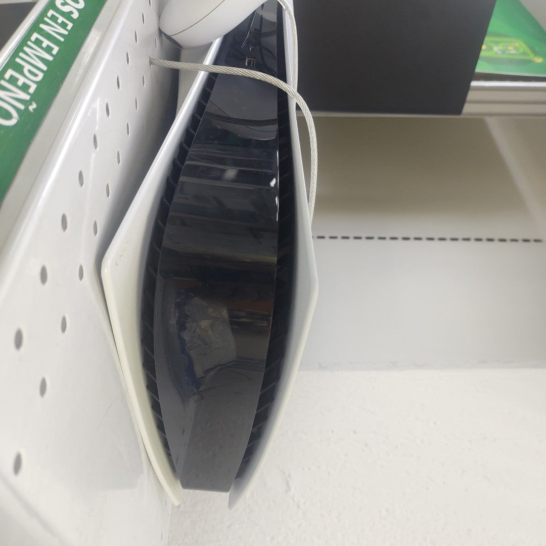 CONSOLA DE VIDEOJUEGO SONY PS5 825 SSD (SEMINUEVO)