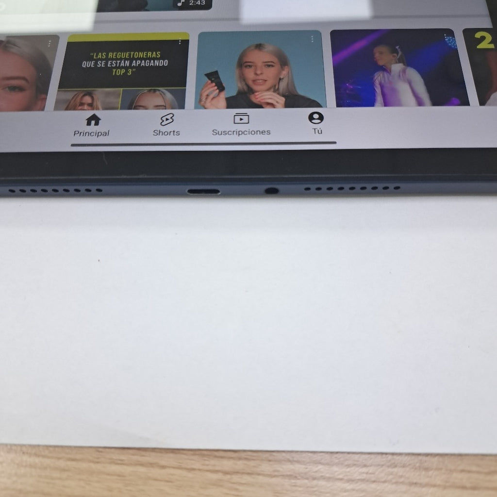 TABLETA XIAOMI POCO PAD 2405CPCFBG (2024) 256 GB 8 GB RAM (SEMINUEVO)