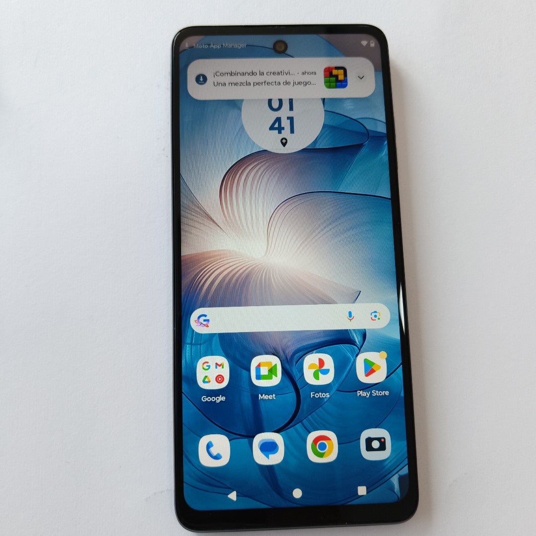 CELULAR MOTOROLA MOTO G24 POWER XT2425-1 (2024) 256 GB 8 GB RAM (SEMINUEVO)