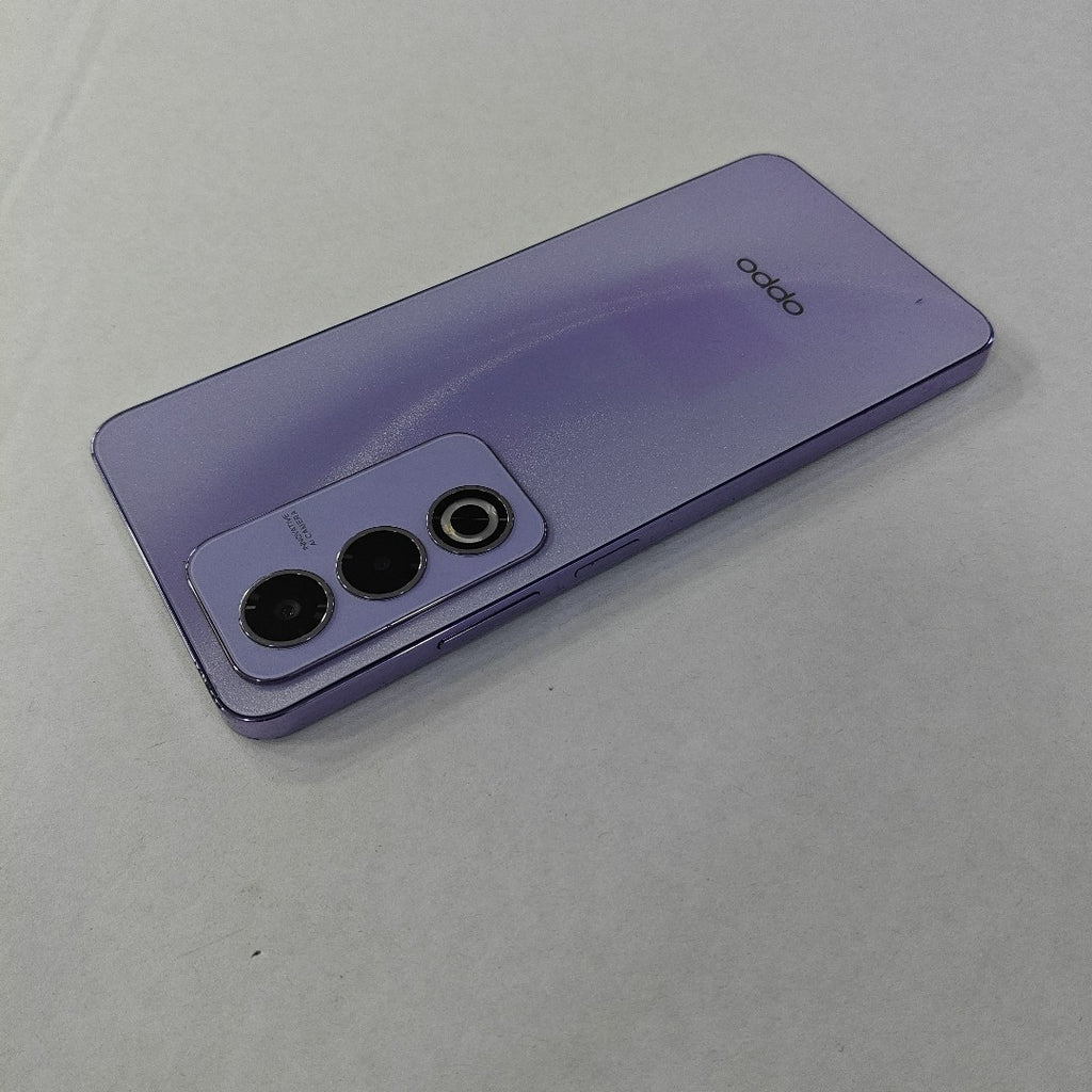 CELULAR OPPO  A80 5G CPH2639 (2024) 256 GB 8 GB RAM (SEMINUEVO)