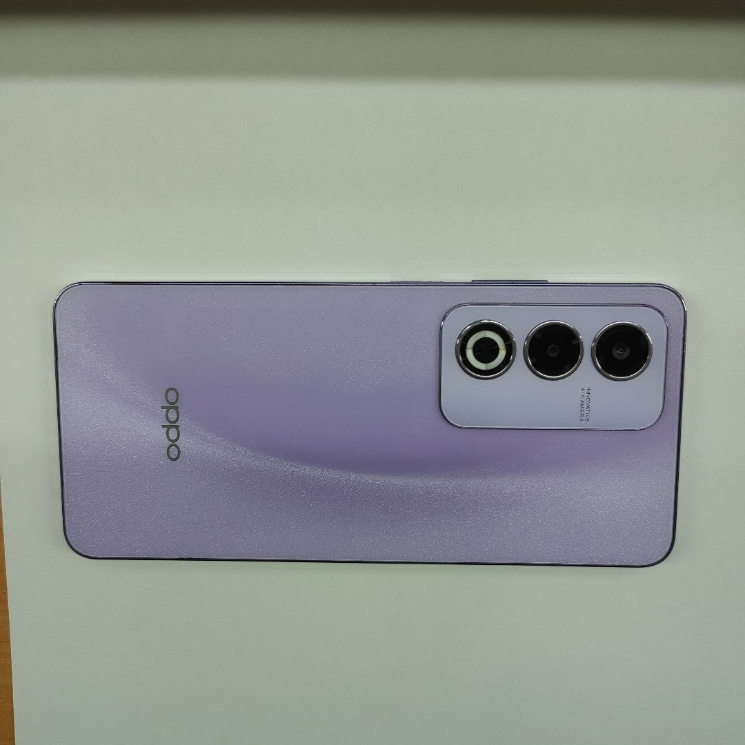 CELULAR OPPO  A80 5G CPH2639 (2024) 256 GB 8 GB RAM (SEMINUEVO)