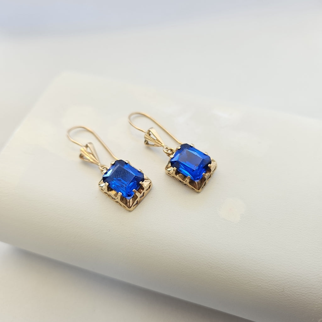 ARETES PAR ORO 8 K 4.8 GRMS (SEMINUEVO)