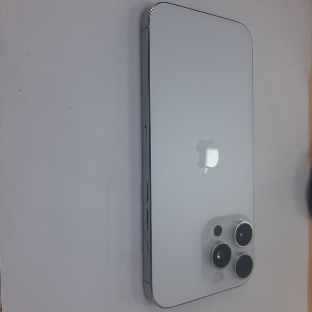 CELULAR APPLE IPHONE 16 PRO MAX A3295 (2024) 256 GB 8 GB RAM (SEMINUEVO)