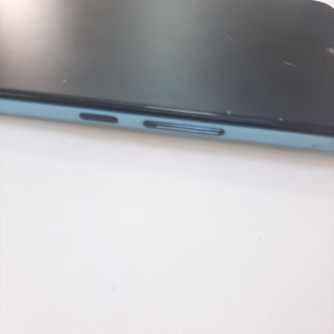 CELULAR MOTOROLA MOTO EDGE 30 XT2203-1 128 GB 8 GB RAM (SEMINUEVO)