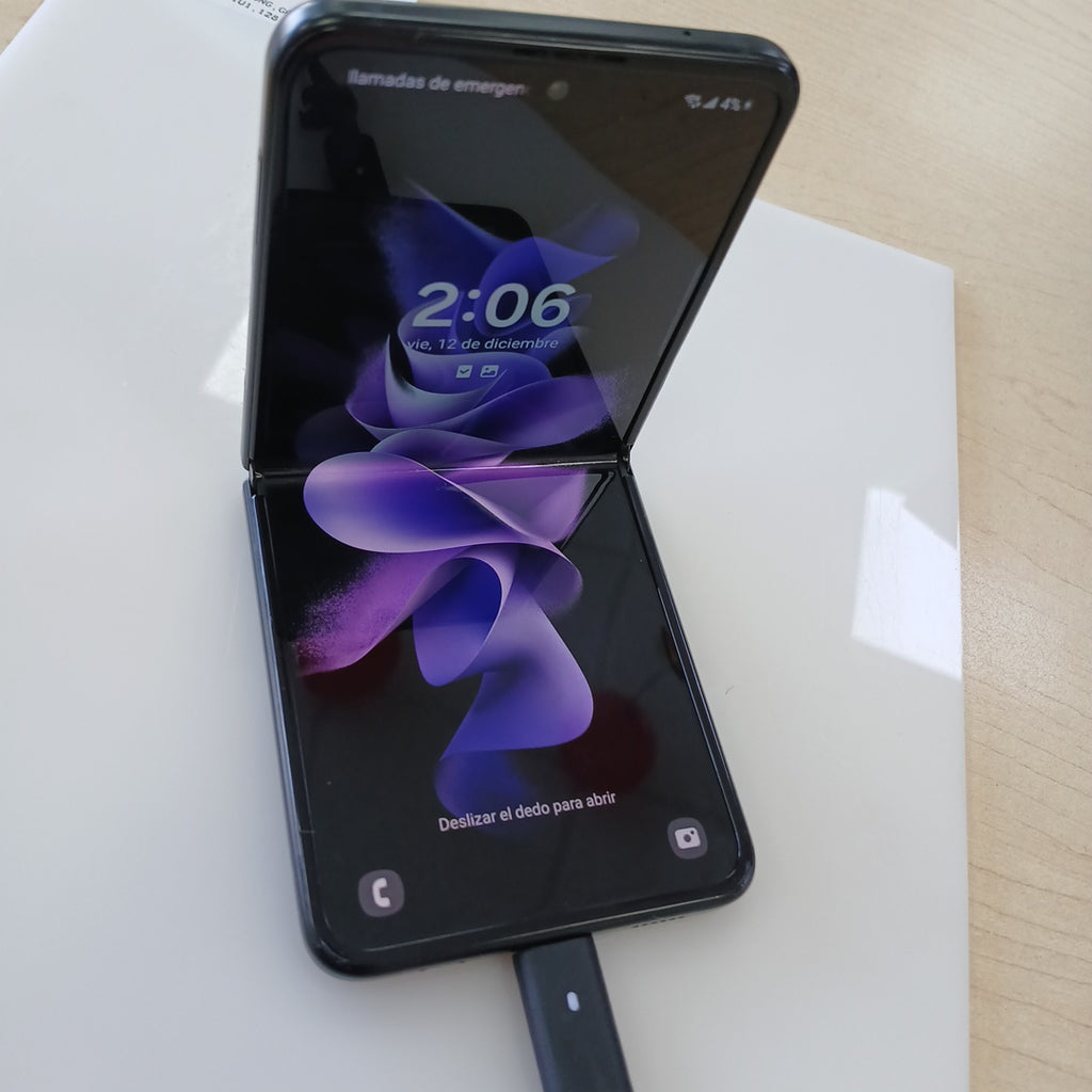 CELULAR SAMSUNG GALAXY Z FLIP3 5G SM-F711U1 128 GB 8 GB RAM (SEMINUEVO)