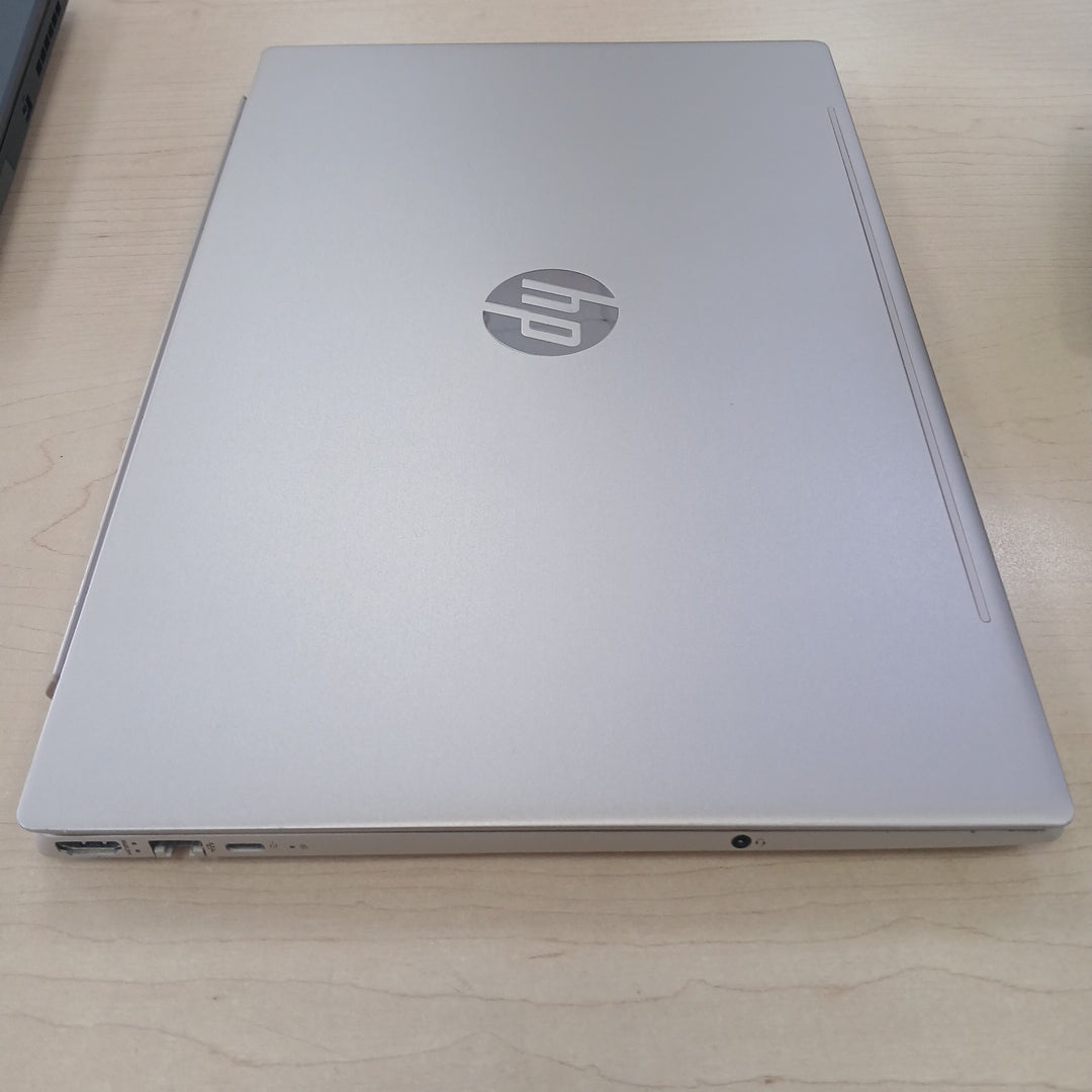 LAPTOP HP 15-CW1012LA (2019) 1 TB 12 GB RAM (SEMINUEVO)