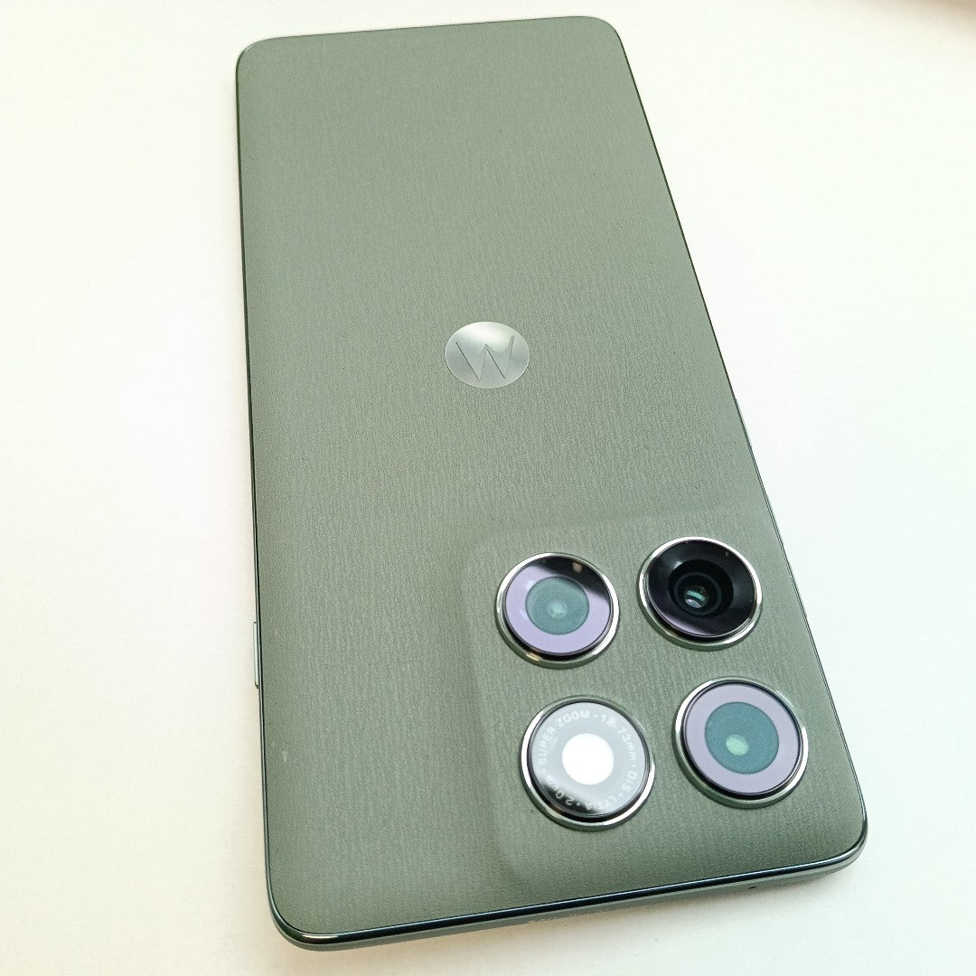 CELULAR MOTOROLA EDGE 60 PRO XT2507-1 (2025) 512 GB 12 GB RAM (SEMINUEVO)