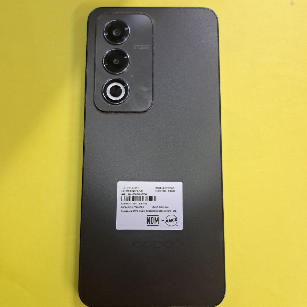 CELULAR OPPO  A80 5G CPH2639 (2024) 256 GB 8 GB RAM (SEMINUEVO)