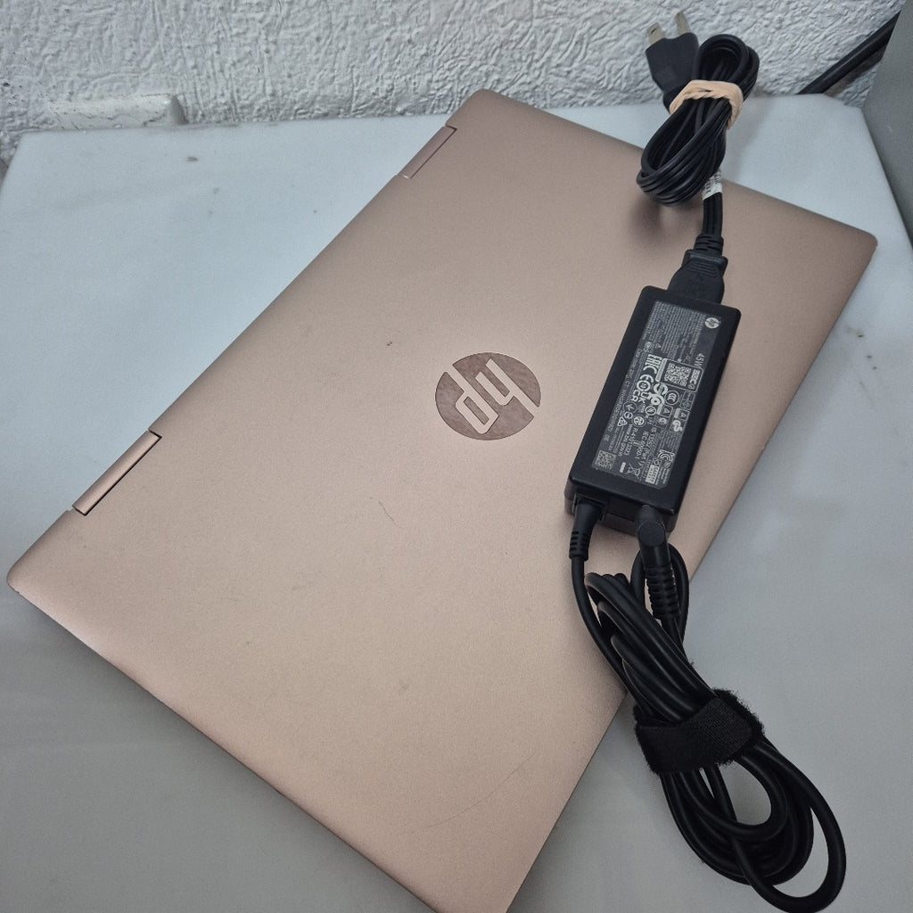 LAPTOP HP PAVILION X360 14-EK0001 (2 EN 1) (2024) 512 GB SSD 8 GB RAM (SEMINUEVO)