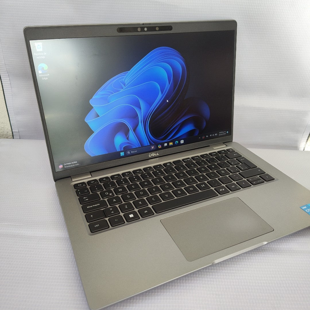 LAPTOP DELL LATITUDE 5440 (2023) 512 GB SSD 16 GB RAM (SEMINUEVO)