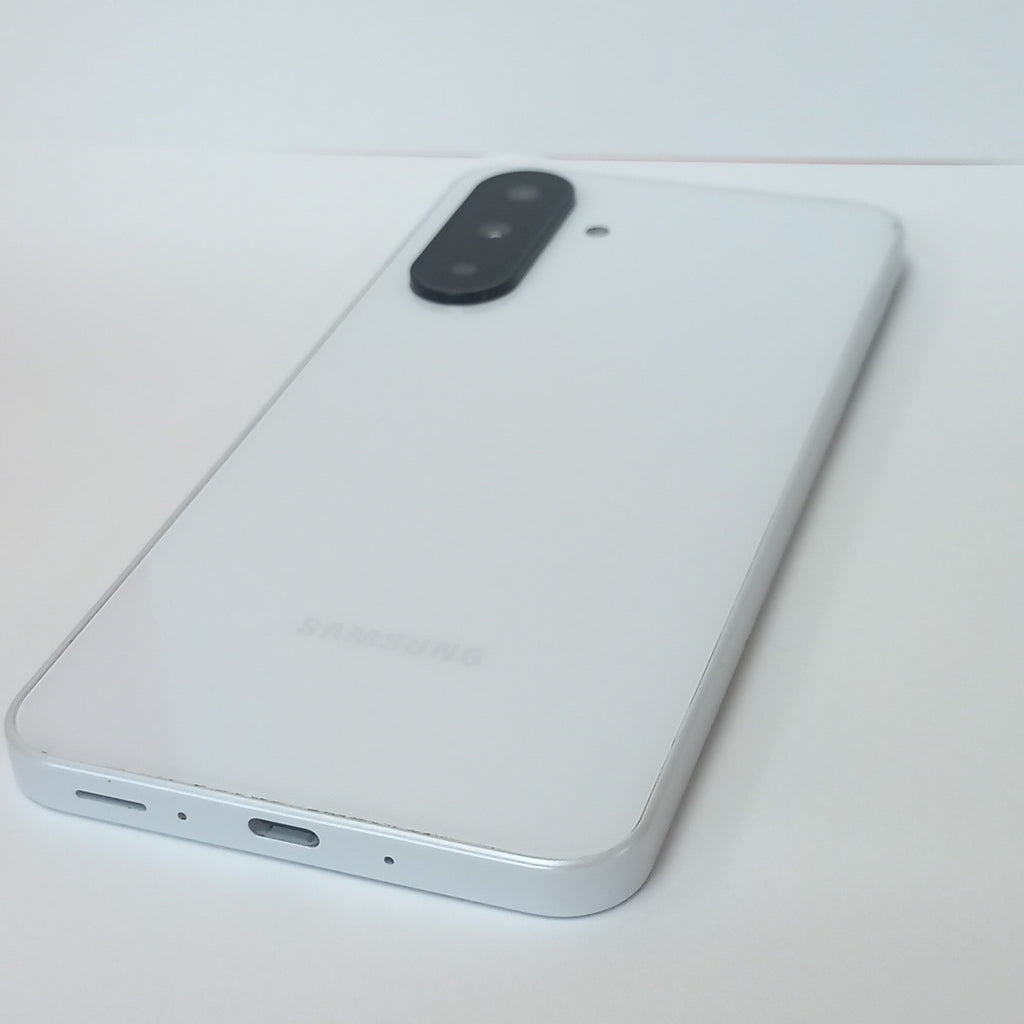 CELULAR SAMSUNG GALAXY A26 5G SM-A266M (2025) 256 GB 8 GB RAM (SEMINUEVO)