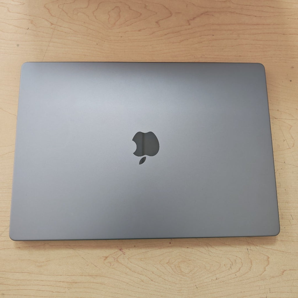 LAPTOP APPLE MACBOOK PRO 16" 2021 3.2 A2485 (10 CPU / 16 GPU) 1 TB SSD 16 GB RAM (SEMINUEVO)