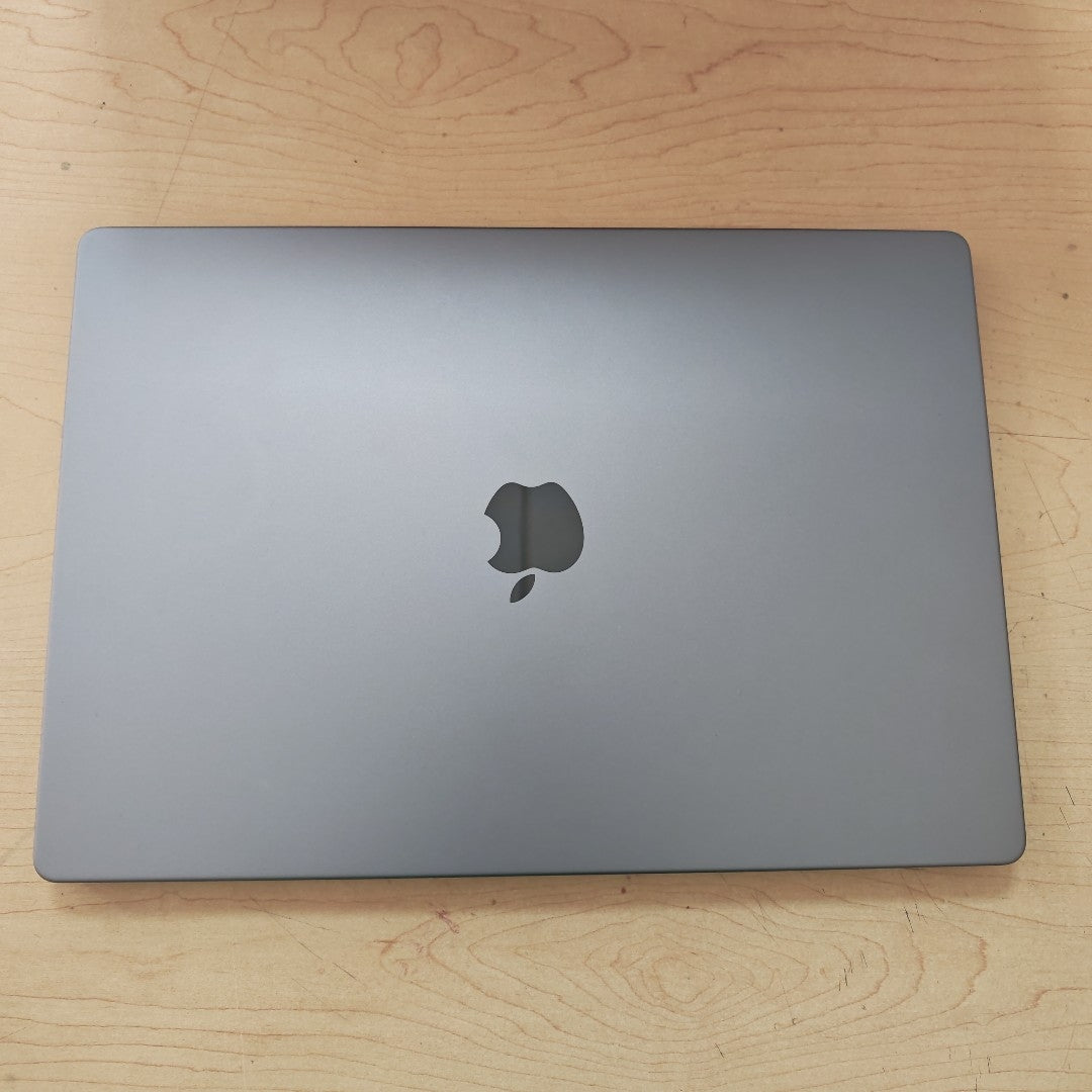 LAPTOP APPLE MACBOOK PRO 16" 2021 3.2 A2485 (10 CPU / 16 GPU) 1 TB SSD 16 GB RAM (SEMINUEVO)